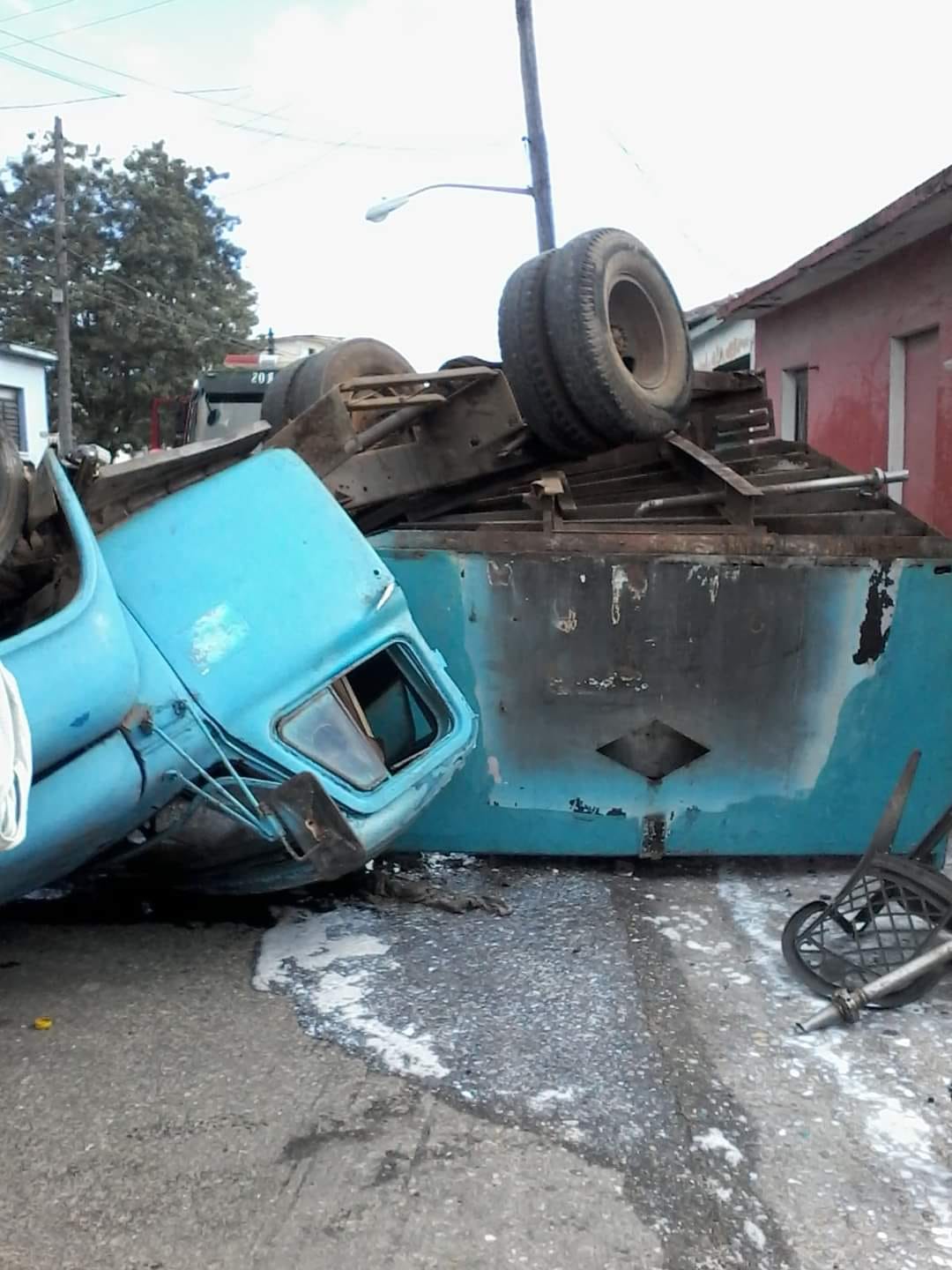 Más imágenes del accidente de tránsito.