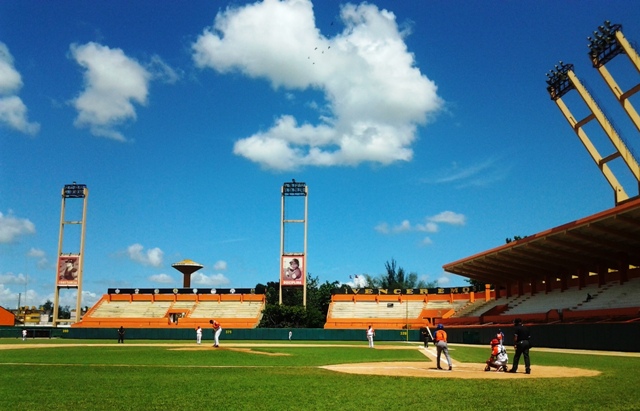 Pelota en Cuba