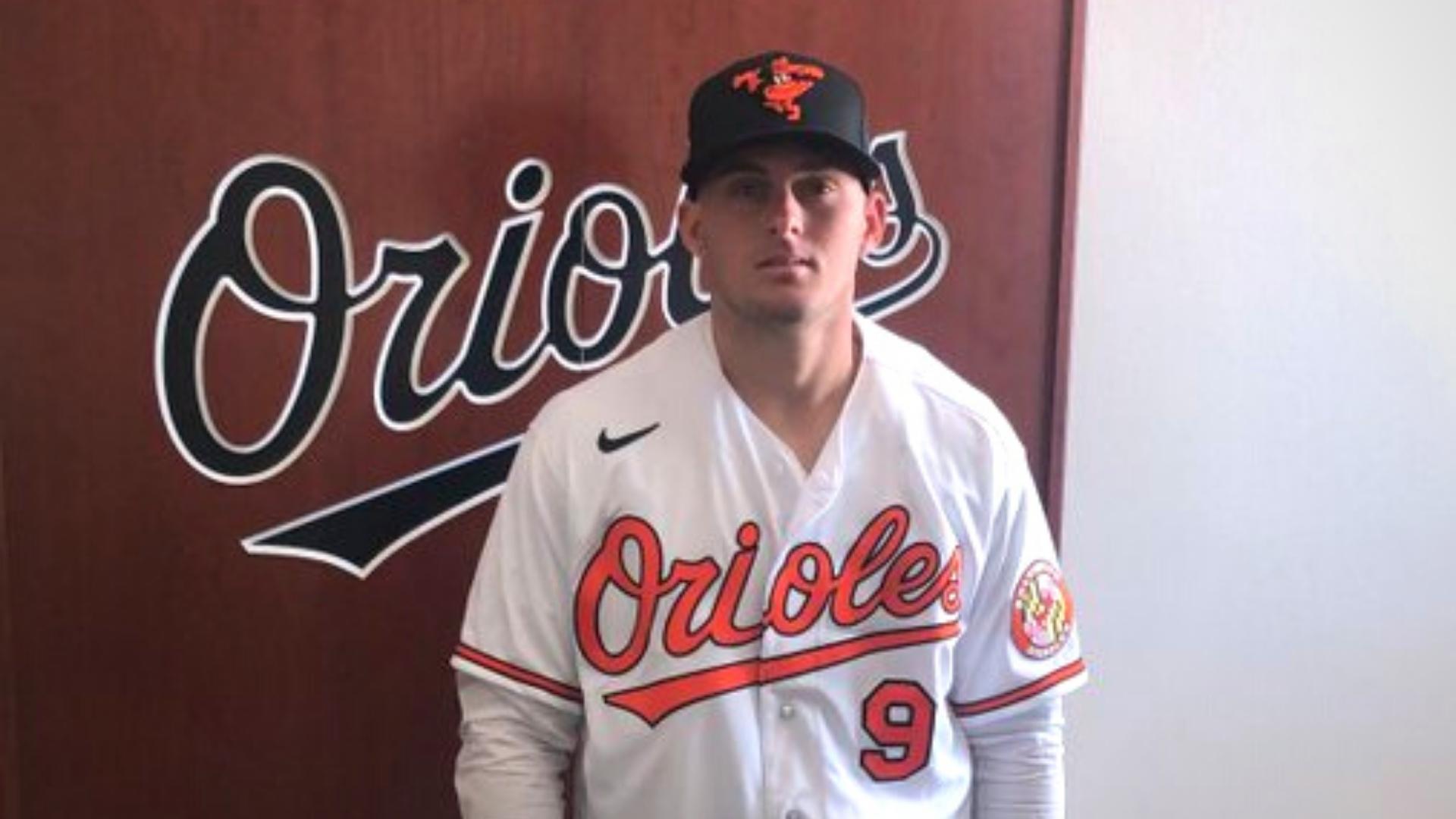 César Prieto con uniforme de Orioles de Baltimore. Foto: Twitter de Francys Romero