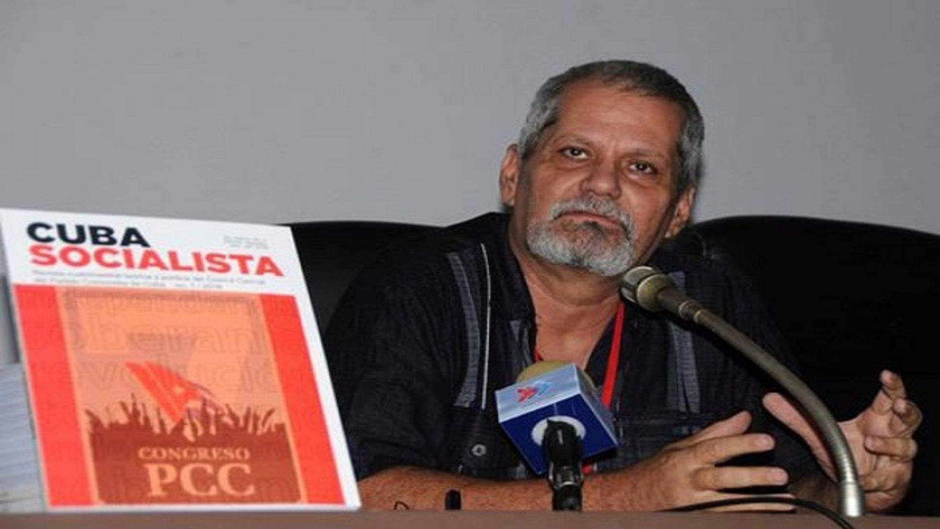 Enrique Ubieta, director de Cuba Socialista