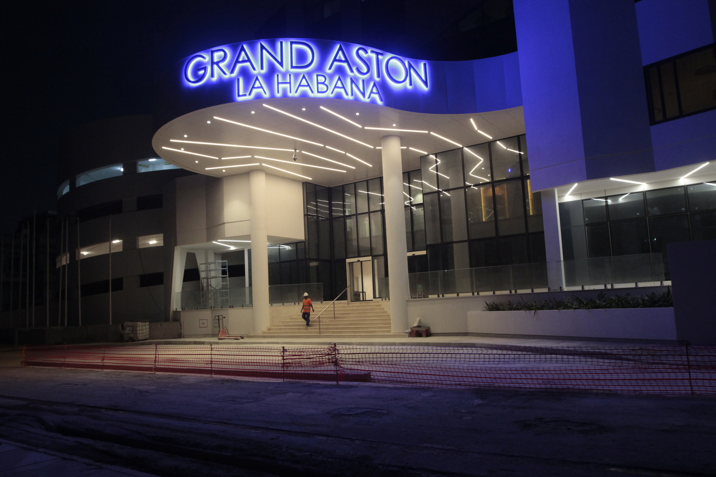 Grand Aston Habana