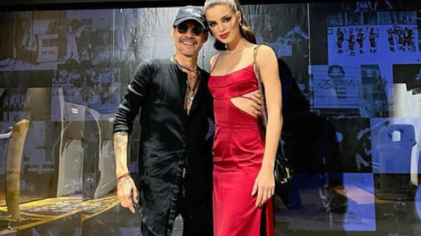 Novia de Marc Anthony reacciona ante lluvia de críticas