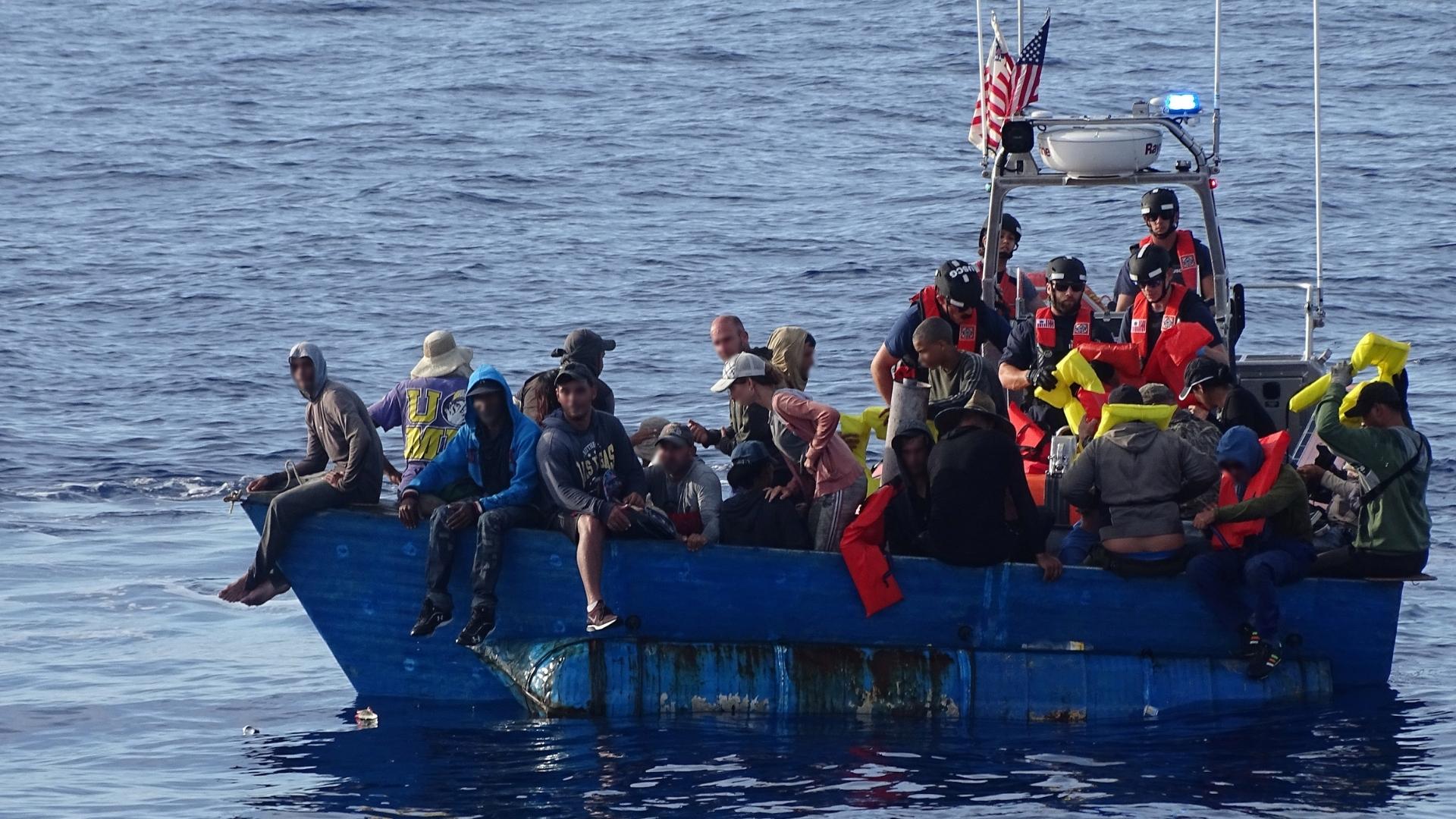 Balseros cubanos (USCG)