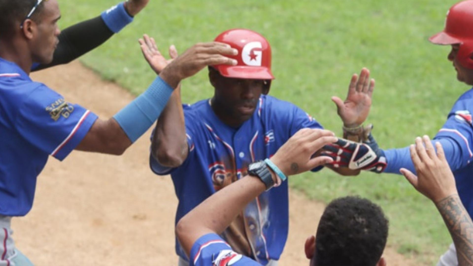 Pelota en Cuba