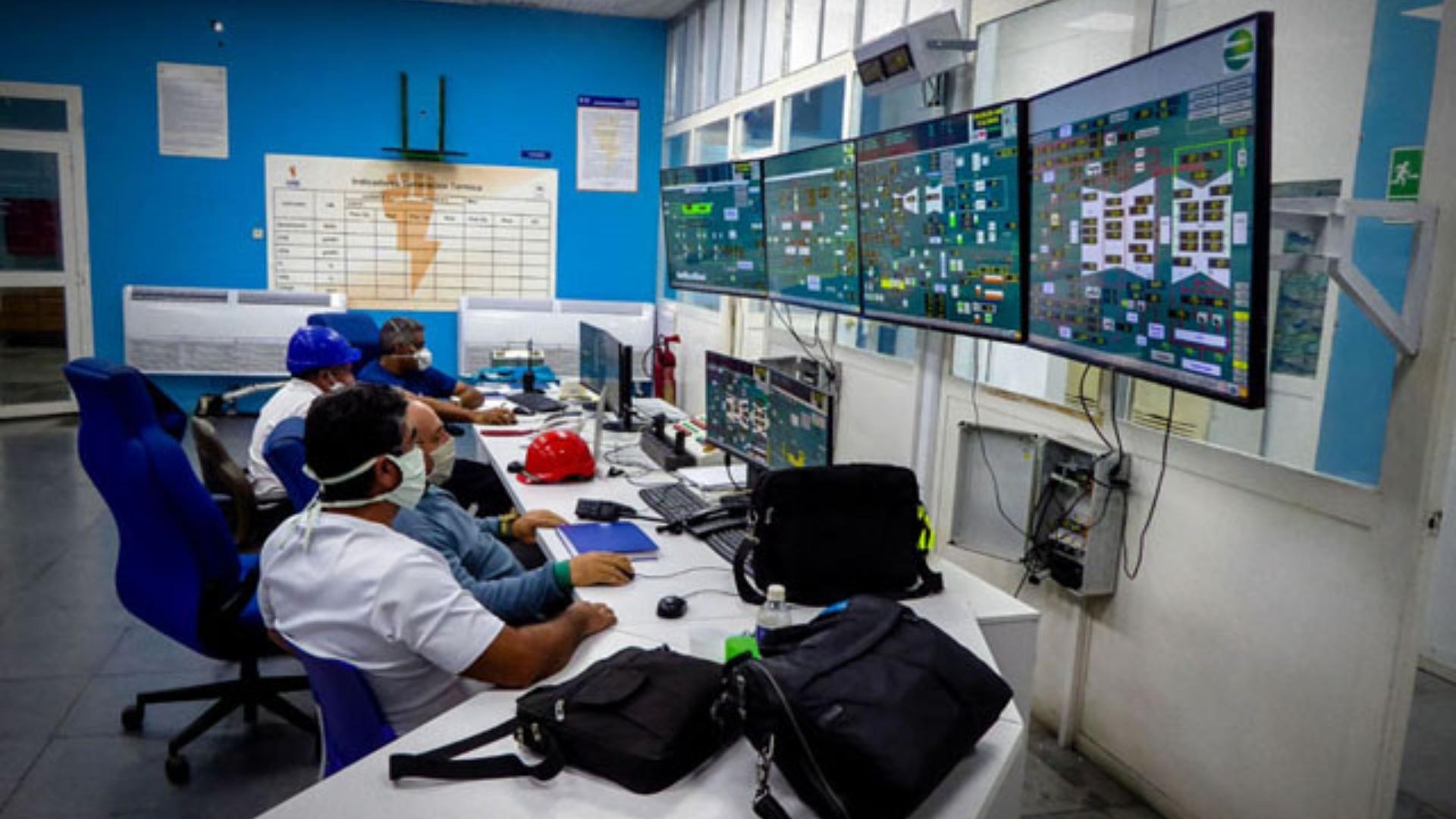 Termoeléctrica en Cuba.