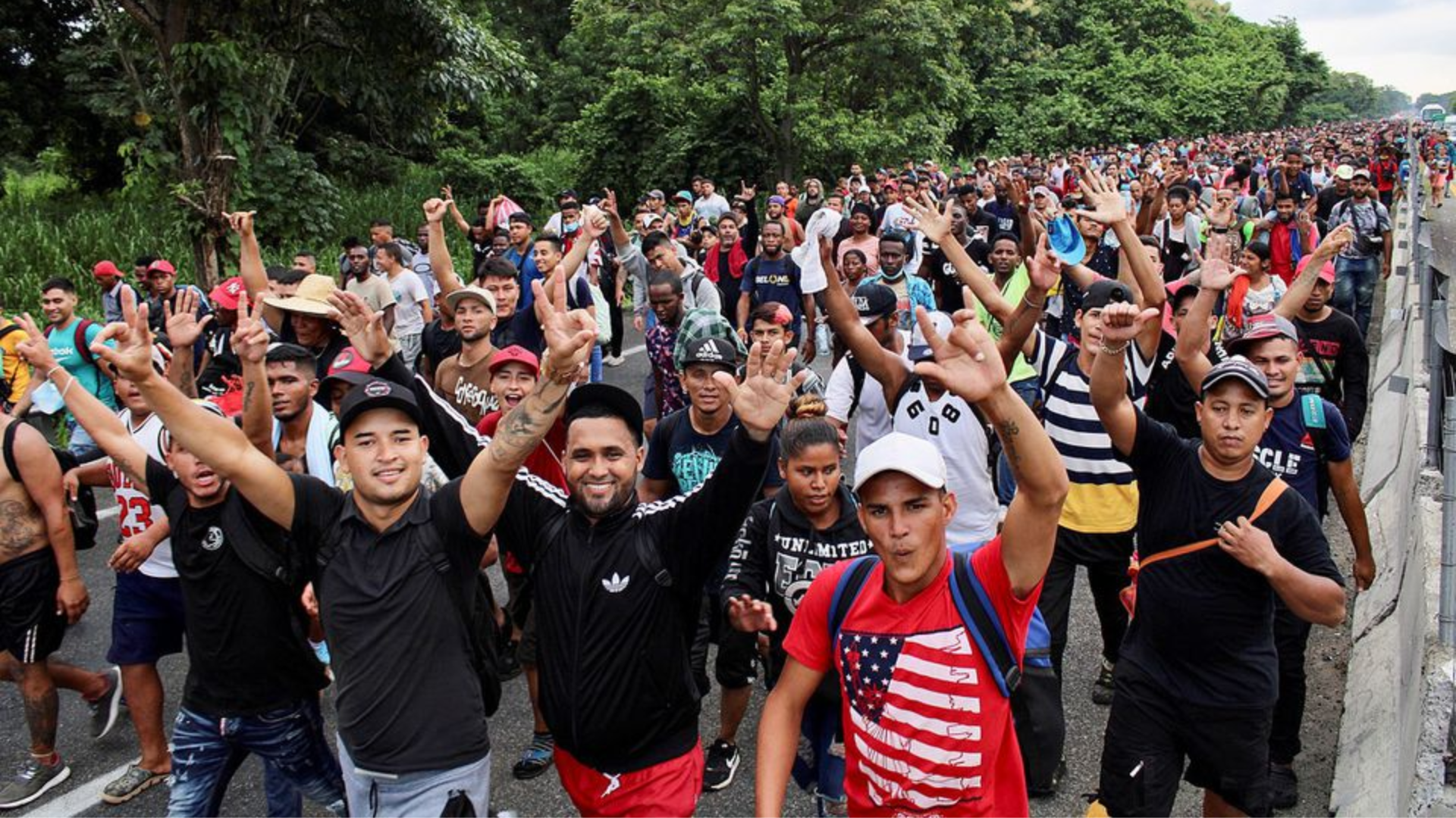 Salió de Tapachula la novena caravana migrante