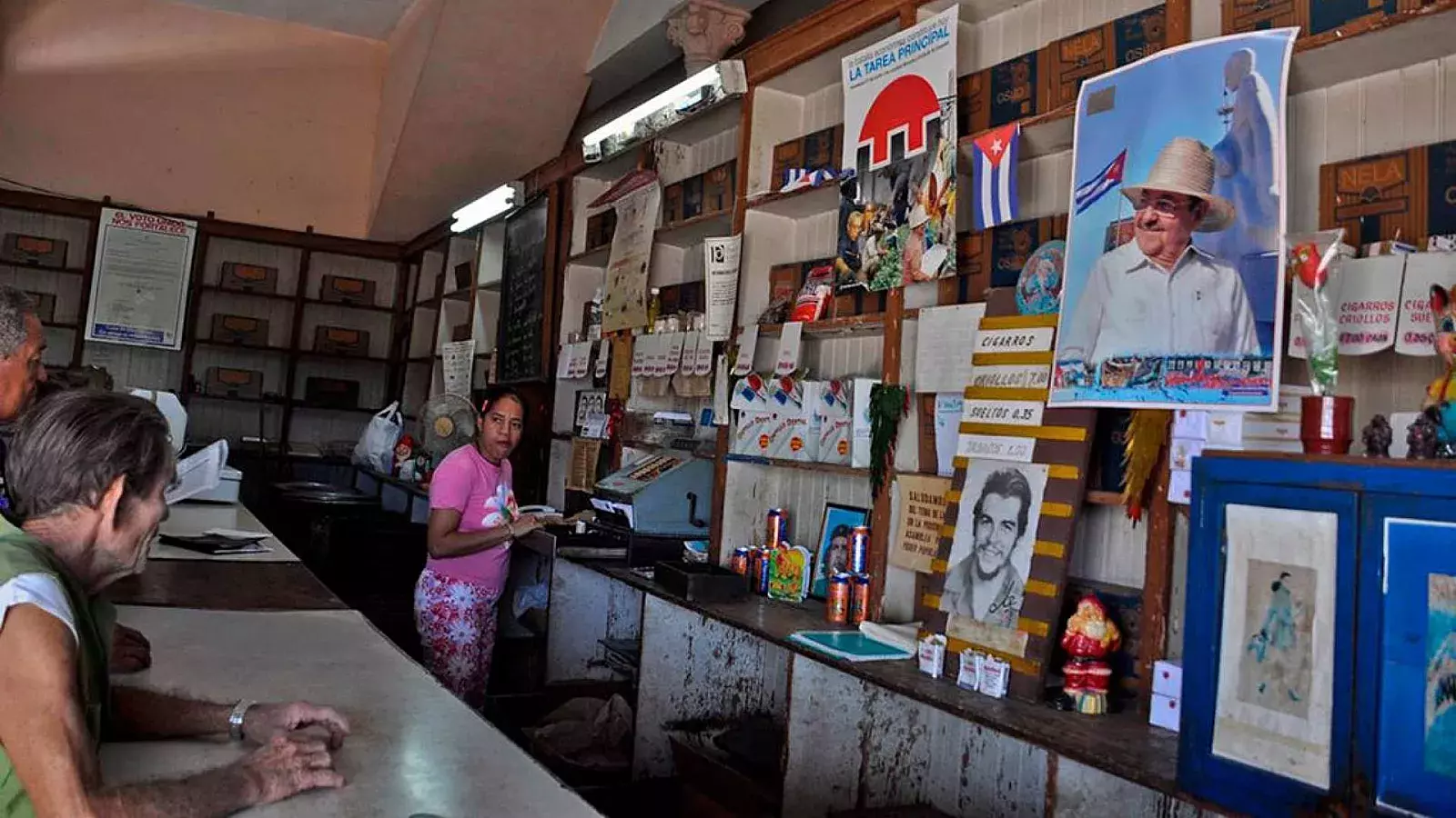 Bodega estatal en Cuba