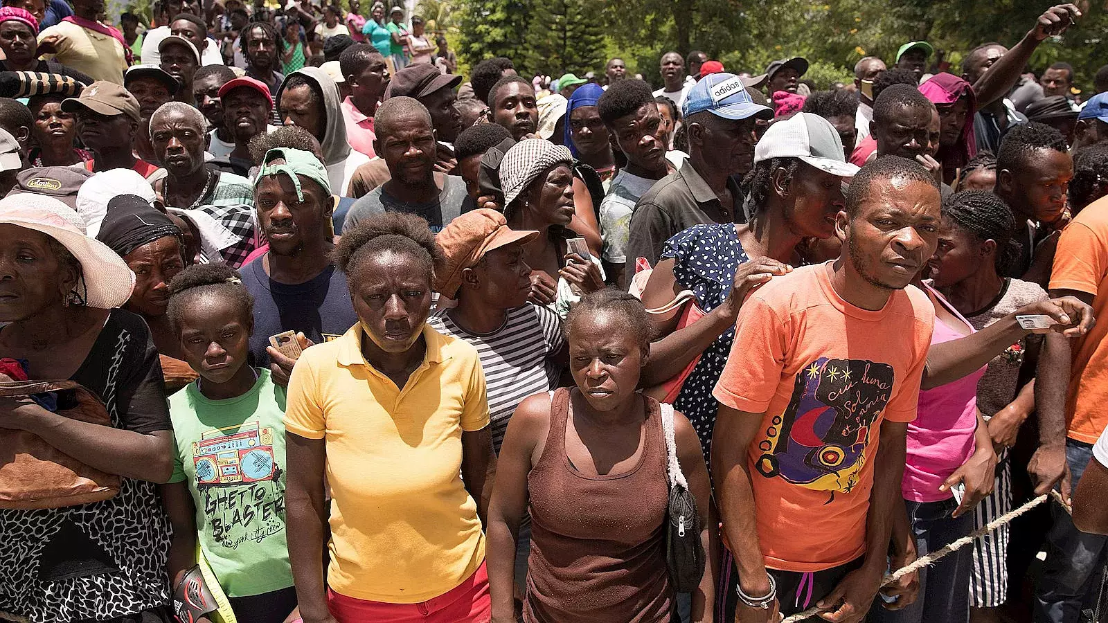 La Casa Blanca considera enviar migrantes haitianos a Guantánamo ante posible éxodo masivo