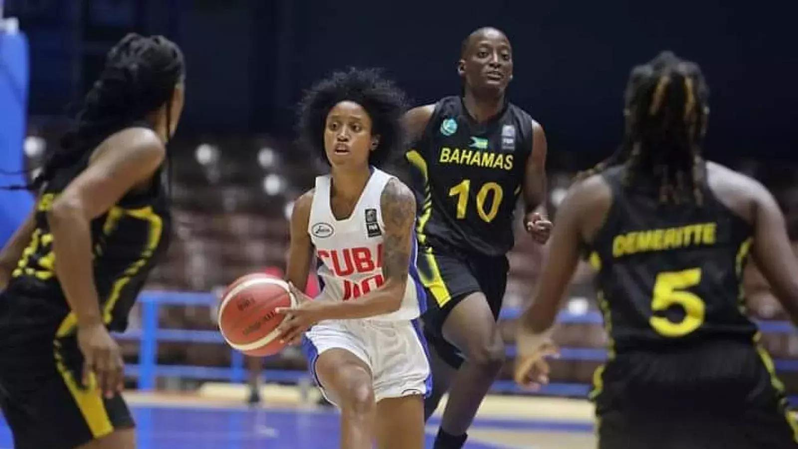 Baloncestista cubana Daymaris Millet