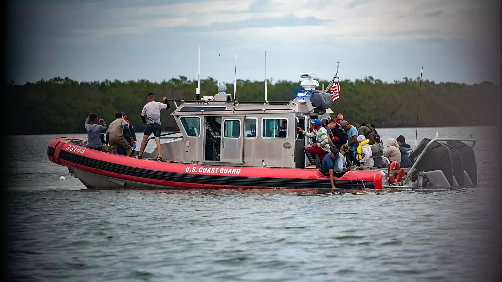 Guardia Costera de Estados Unidos intercepta a cubanos
