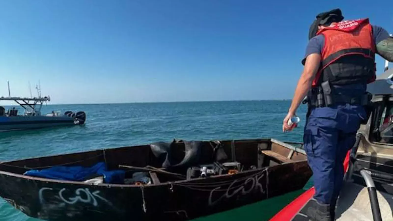 Guardacostas de EEUU confisca balsa cubana