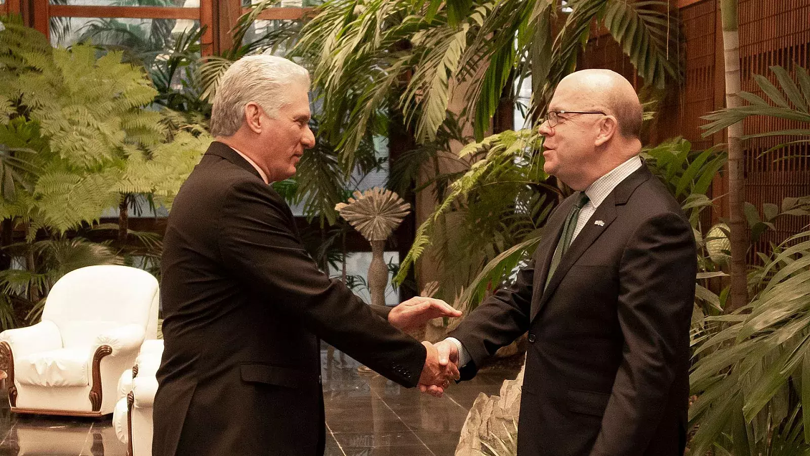 Congresista James McGovern se reúne con dictador Miguel Díaz-Canel