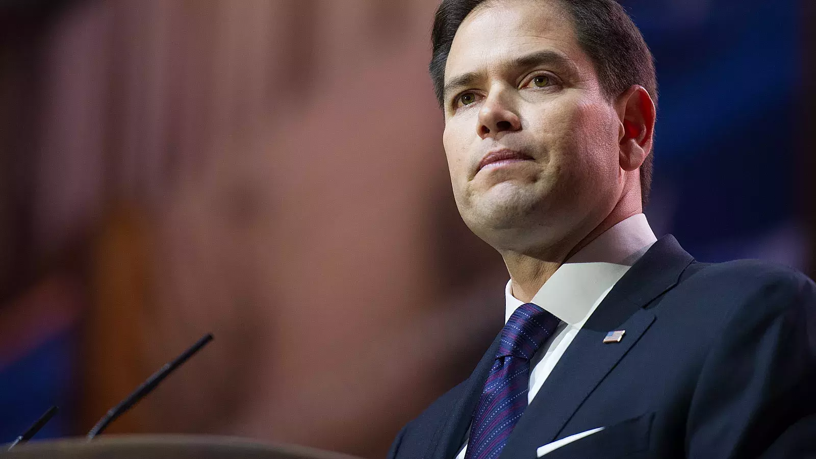 Senador Rubio pide al gobierno de EEUU rechazar conexión con Cuba mediante cable submarino