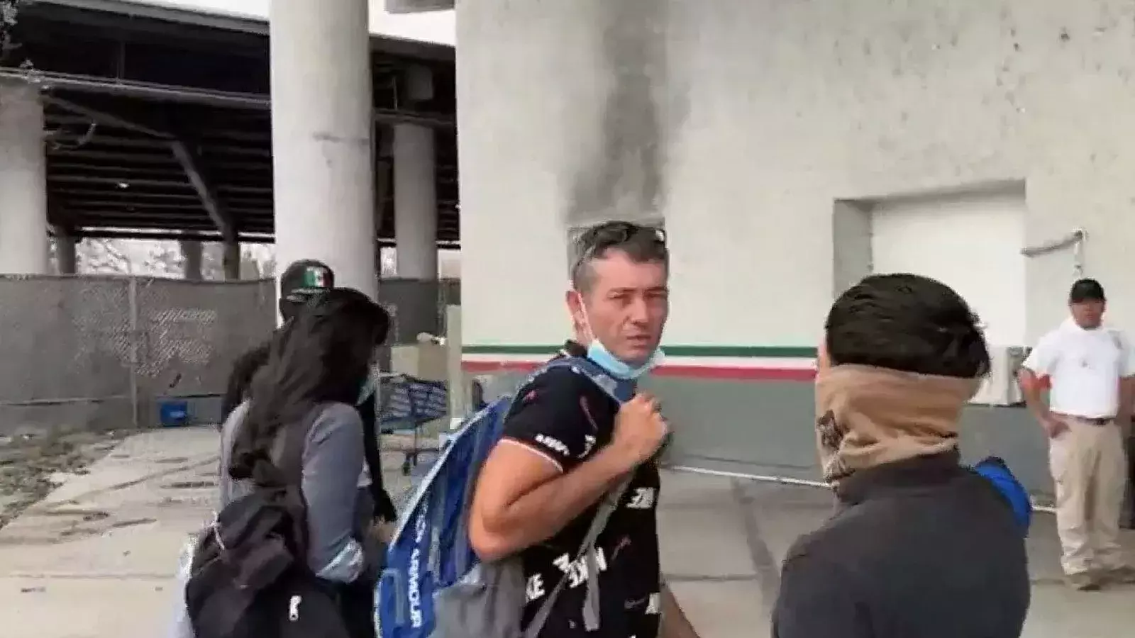 Cubanos retornados a México desde la frontera