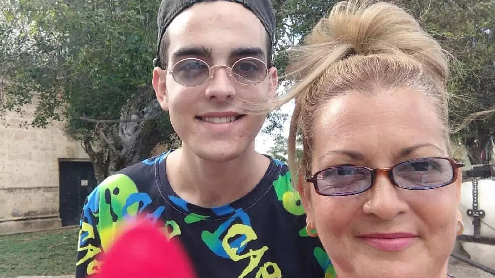 Preso político Michael Carey Abadin y su madre