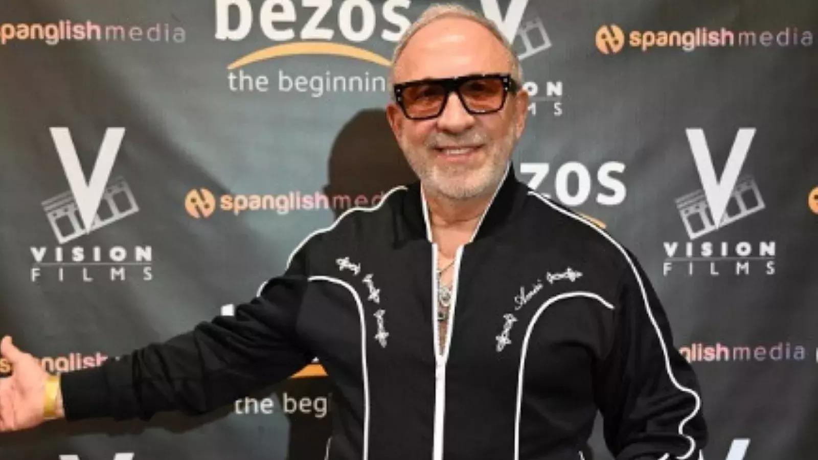 Emilio Estefan debuta en el cine como padre de Jeff Bezos