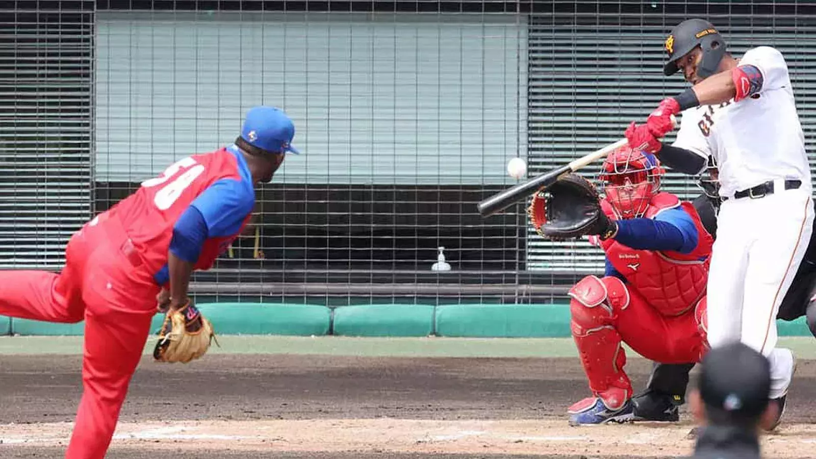 Tope amistoso entre el Cuba y Gigantes de Yomiuri