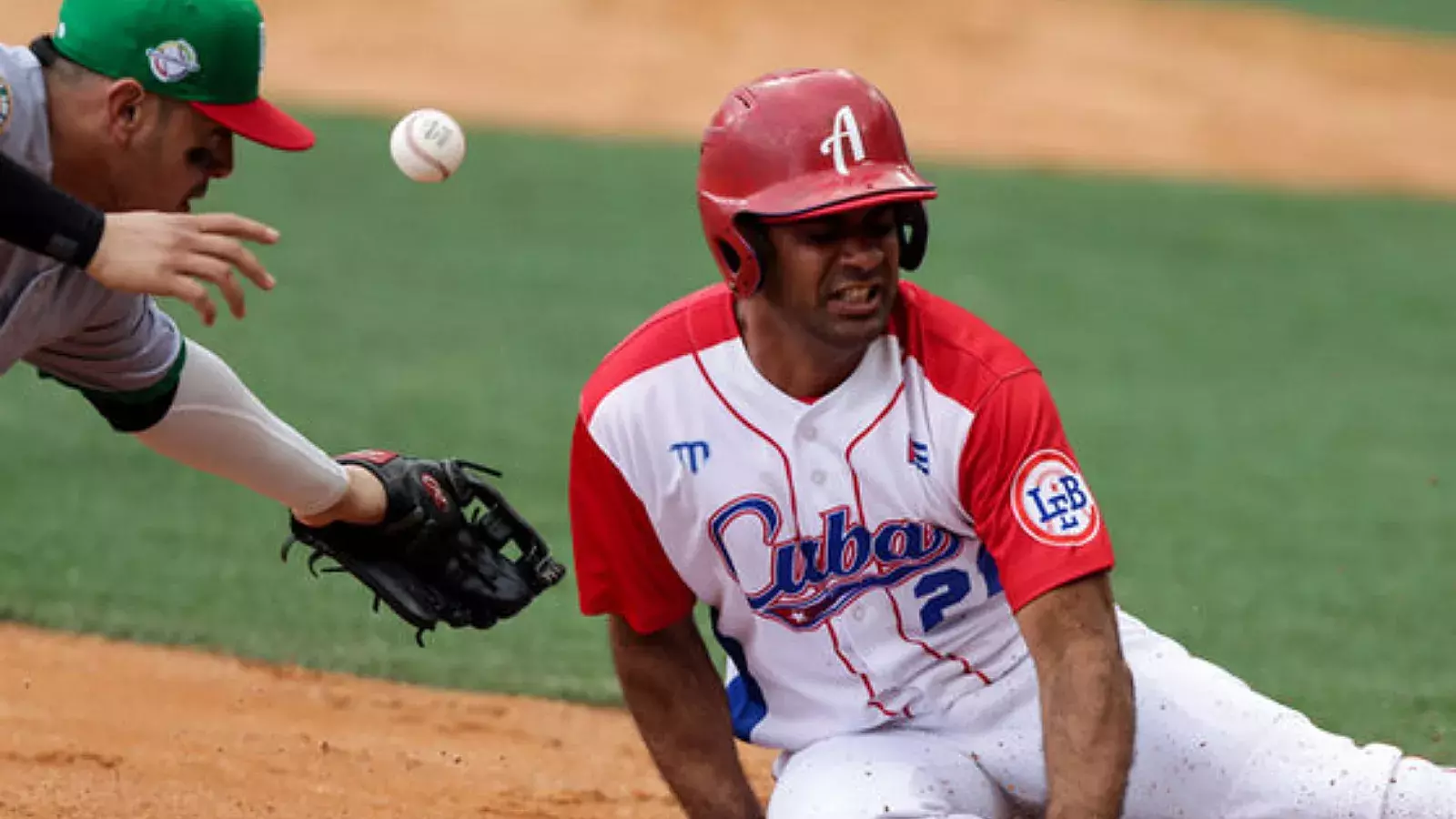Cuba ante México en Serie del Caribe