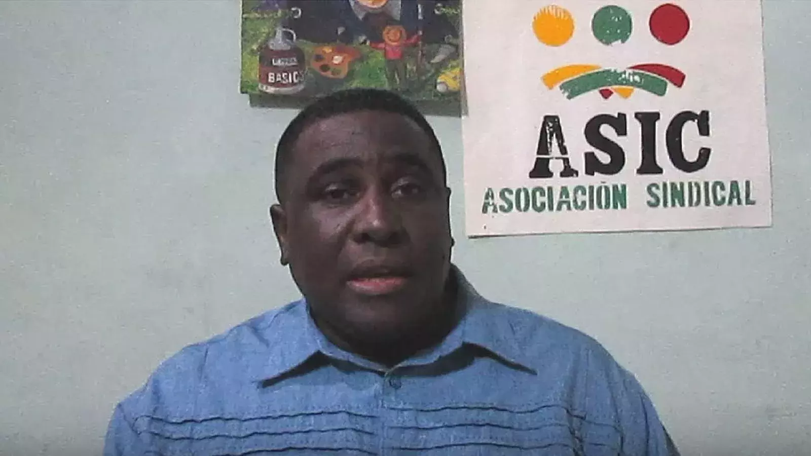 Hernández Carrillo es uno de los exprisioneros políticos de la Primavera Negra cubana de 2003, cuando fue condenado a 25 años de prisión y cumplió ocho