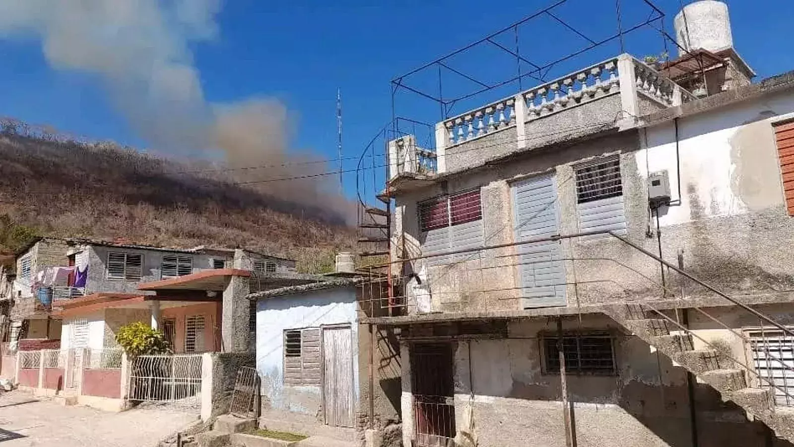 Incendio en La Loma de la Cruz