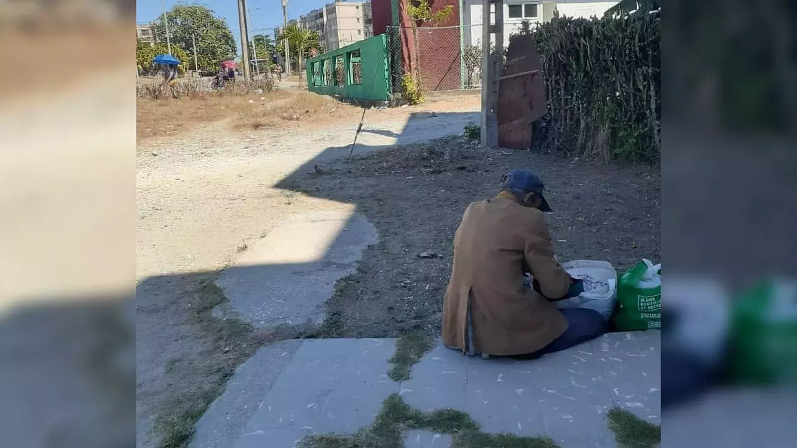 Anciano en situación de calle en Santa Clara