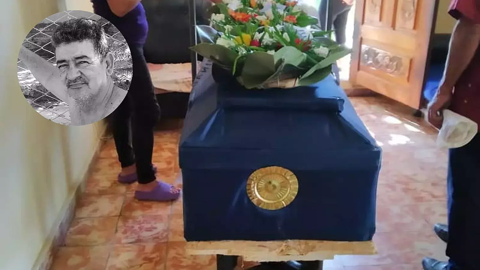 Demora de carro fúnebre en Cuba
