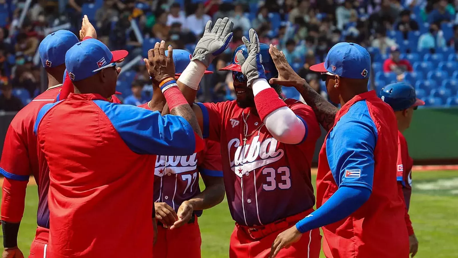 Cuba respira en el V Clásico Mundial con victoria ante Panamá