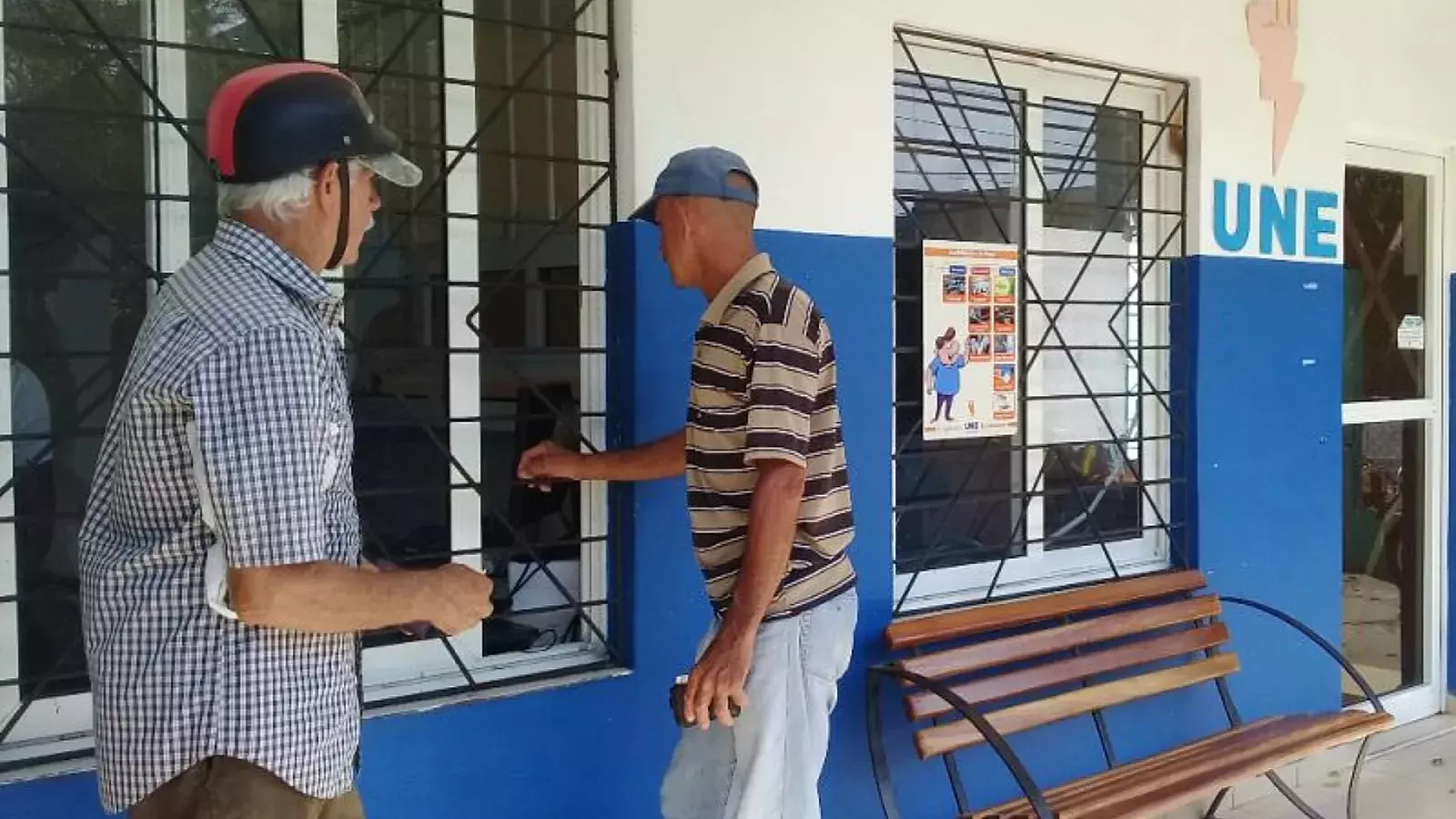 Sin papel para imprimir recibos de electricidad en Cuba