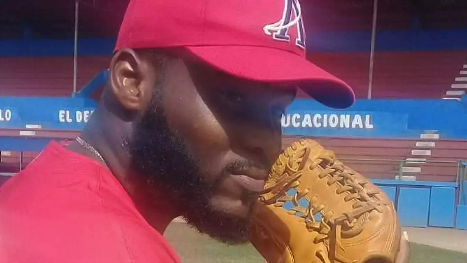 Geonel Gutiérrez, lanzador cubano