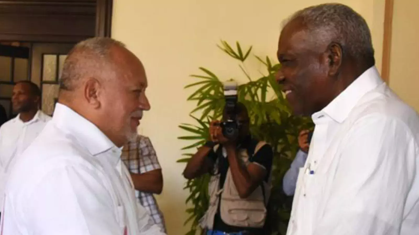 Diosdado Cabello con Esteban Lazo