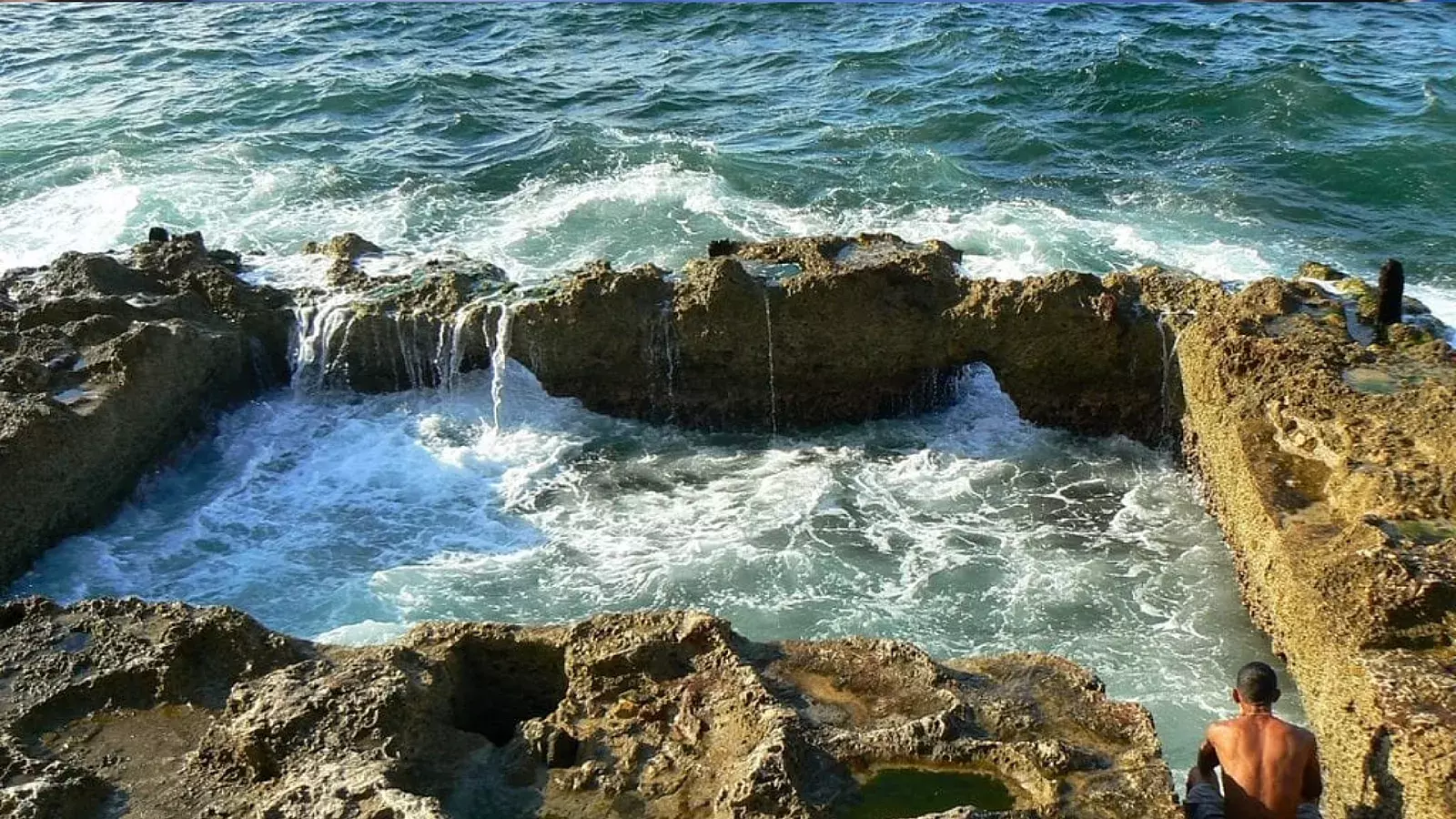 Poceta en el malecón habanero