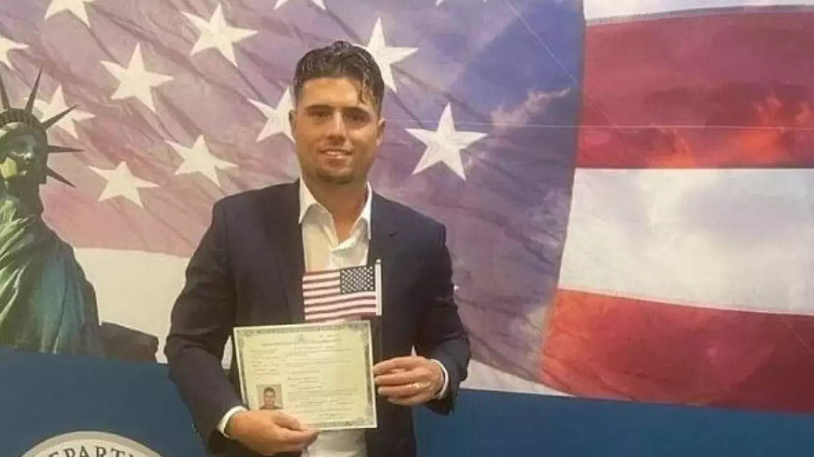 Aledmys Díaz, pelotero cubano