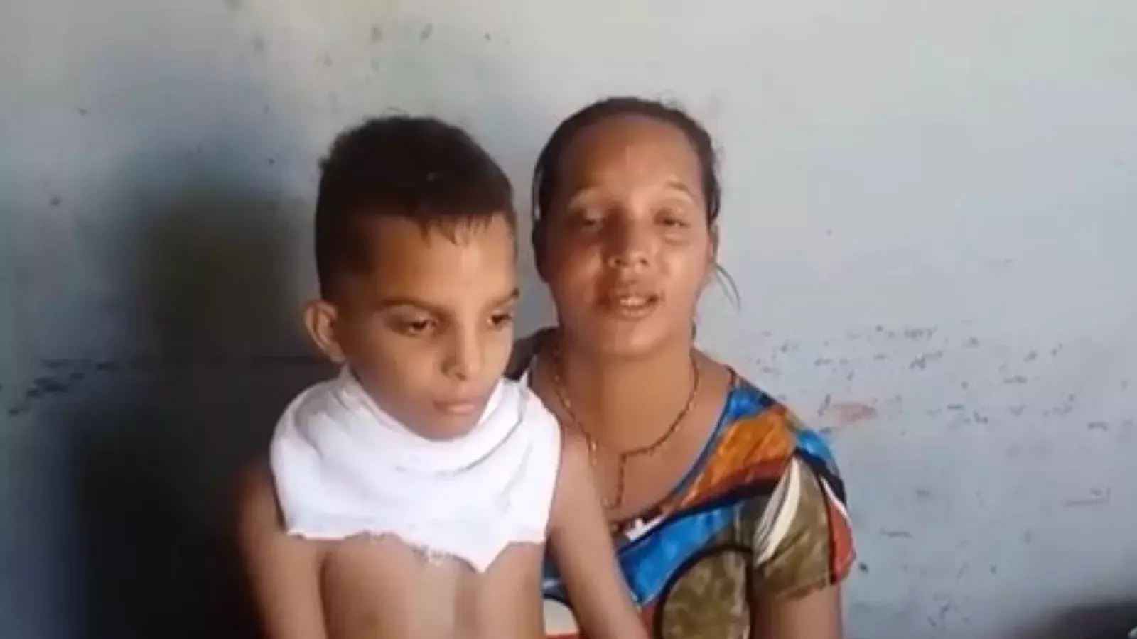 Madre cubana clama por ayuda para su hijo