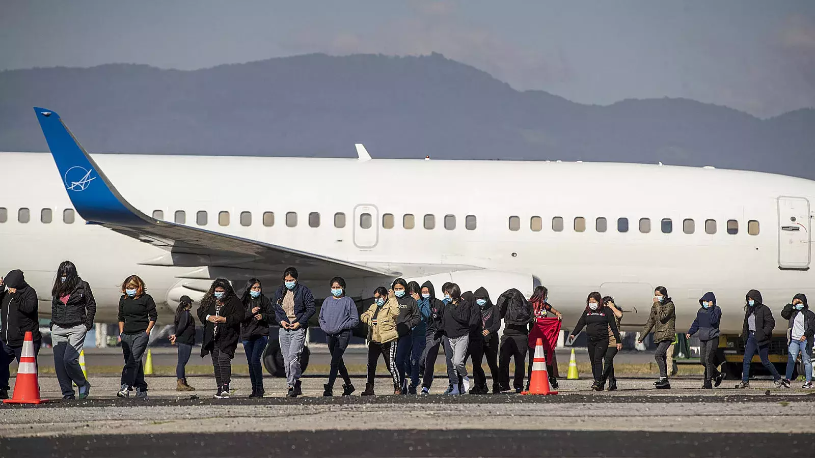 2023: EEUU deporta 142, 589 ilegales, pero agentes federales encontraron 2,5 millones en la frontera sur