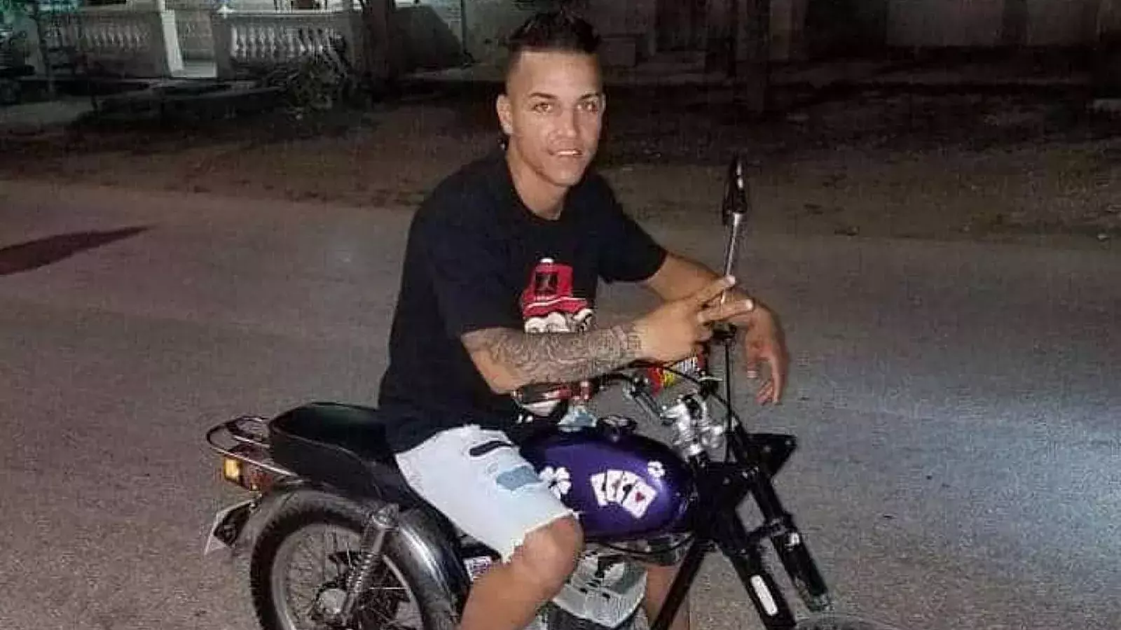 Joven motorista Cristian Villariño