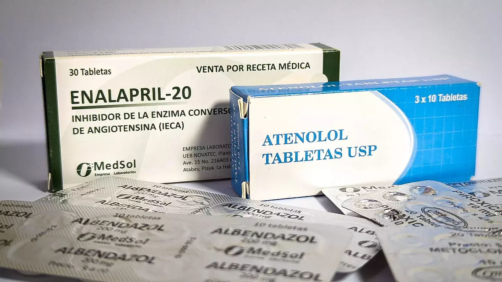 Algunos medicamentos salen a la venta en Cuba tras meses de escasez