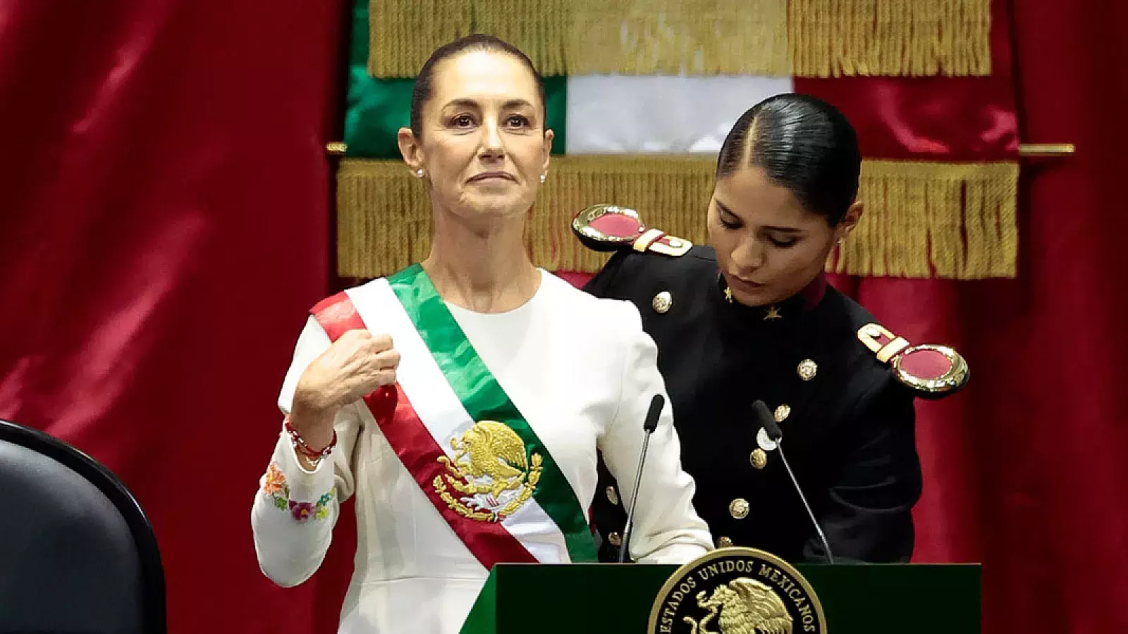 Claudia Sheinbaum asume como la primera mujer presidenta de México