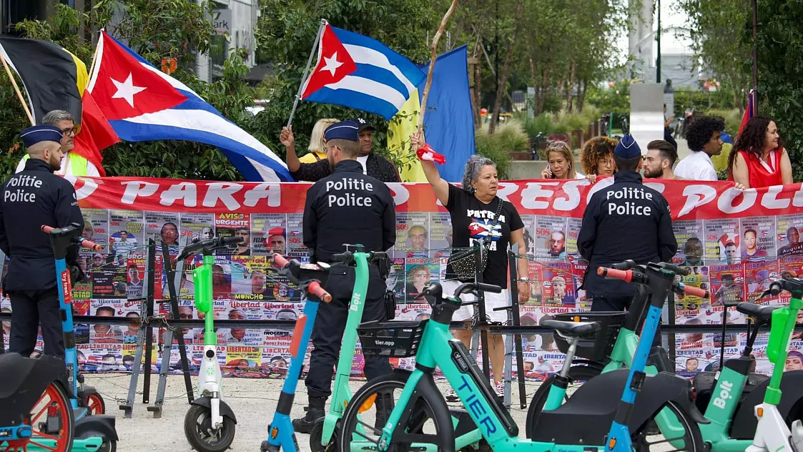 Protesta de cubanos en Bruselas en 2023