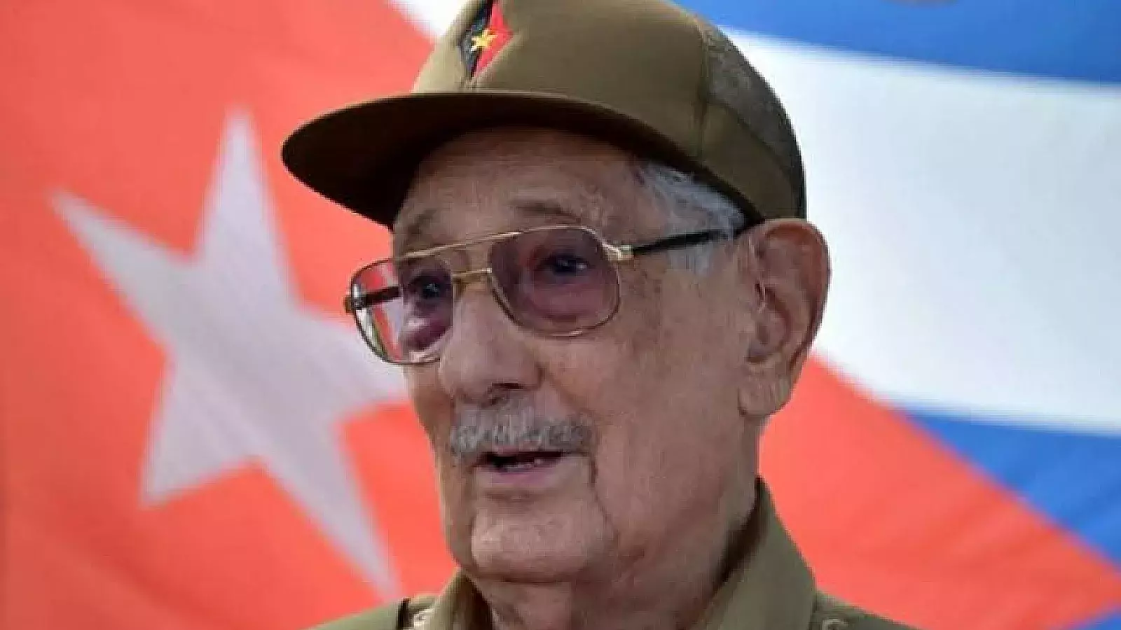 Muere Camacho Aguilera
