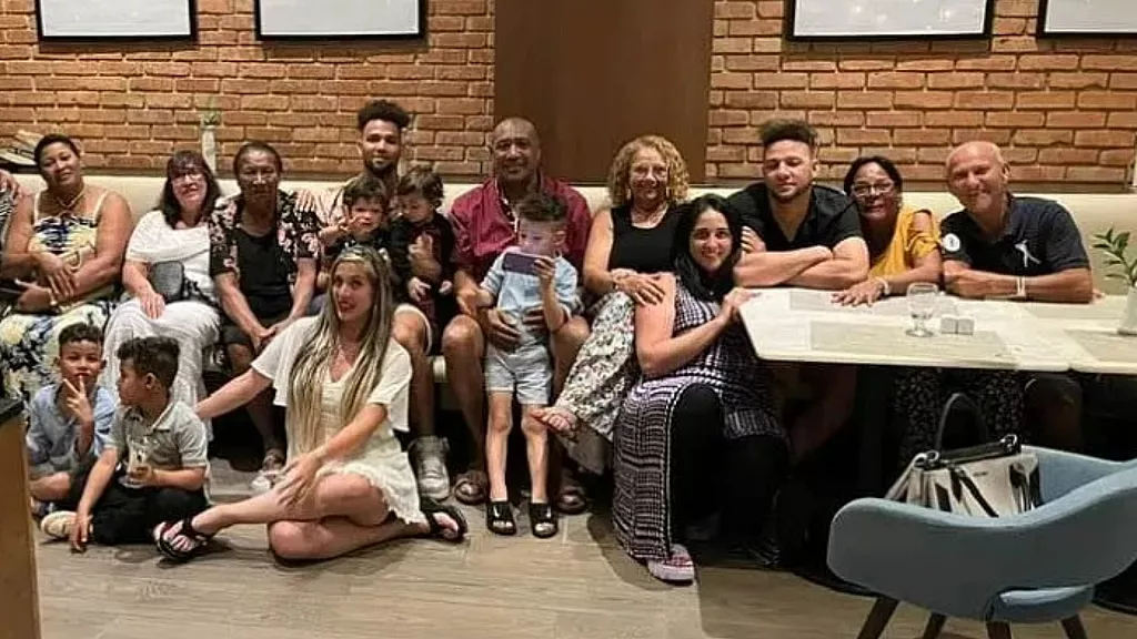 Familia Gurriel se reúne en República Dominicana