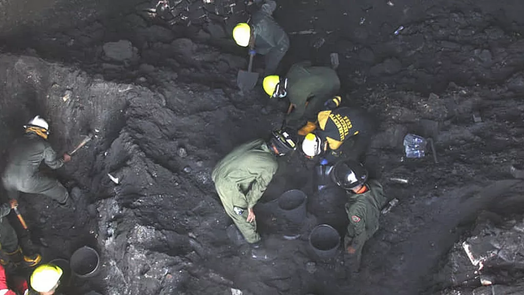 Rescatan el cuerpo sin vida del último obrero atrapado en el derrumbe de la Guiteras