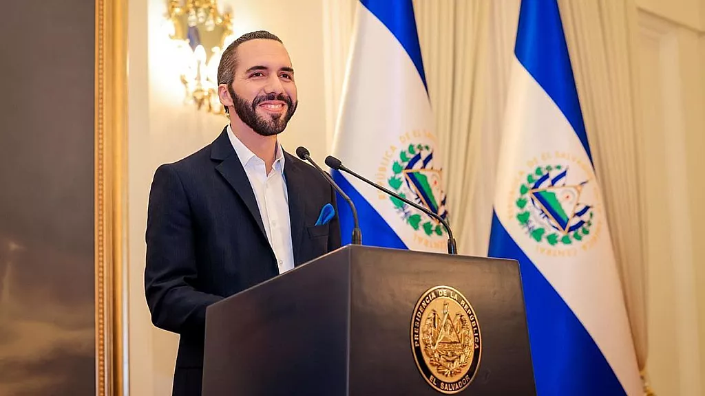 Nayib Bukele se burla de la izquierda latinoamericana