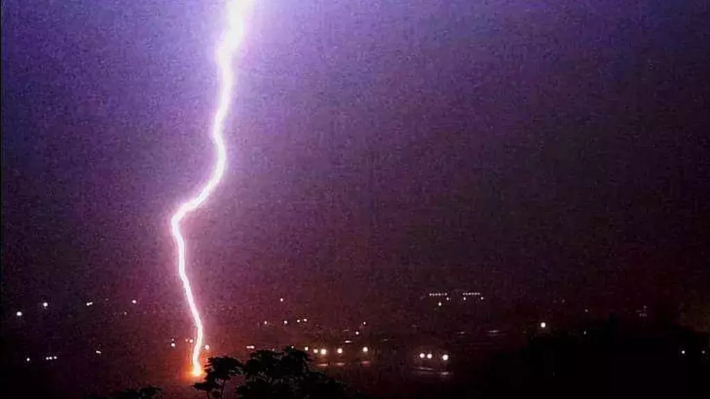 Imágenes de tormenta eléctrica en La Habana