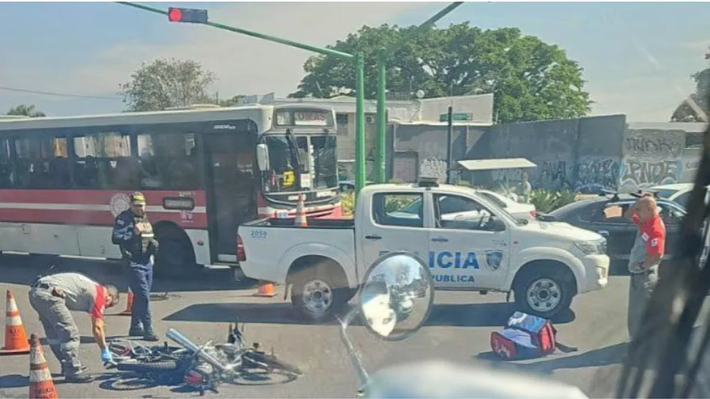 Accidente en la entrada del Paseo de Colón, en San José