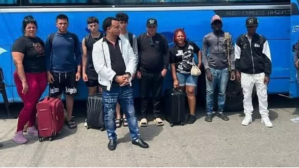 Cubanos y haitianos detenidos en República Dominicana