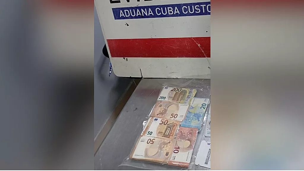 Dinero decomisado por la Aduana de Cuba