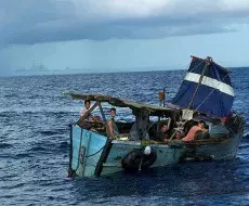 Balseros cubanos detenidos en Islas Caimán