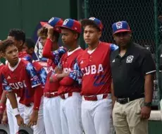 Luis Aparicio (número 22), pelotero cubano de 13 años