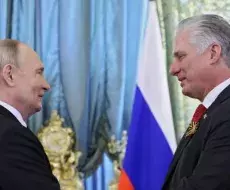 Putin y Canel estrechan relaciones bilaterales